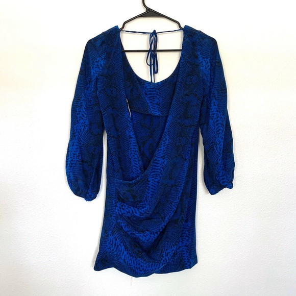 Jay Godfrey Blue Snake Print Open Back Silk Top - Picture 4 of 7